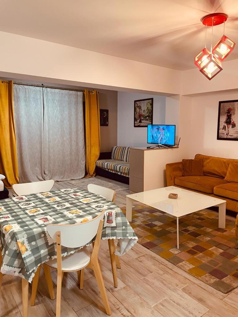 Aparthotel Rohan Studio One Năvodari Exteriér fotografie